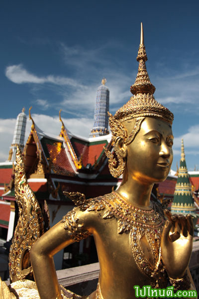 กินรี วัดพระแก้ว