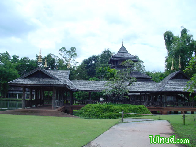 ไร่แม่ฟ้าหลวง
