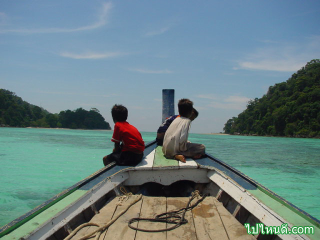 เรือพาเที่ยว หมู่เกาะสุรินทร์