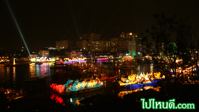 มุมท่าพระจันทร์ หน้าศิริราช