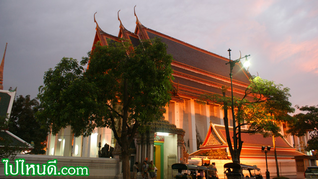 แสงสีข้างวัดโพธิ์