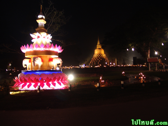 กระทง หน้าทางเข้า