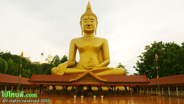 หลวงพ่อโตตะพานหิน วัดเทวปราสาท