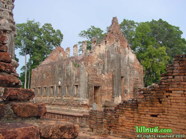 วัดโพธิ์ประทับช้าง 