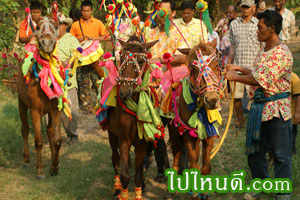 ตลาดน้ำคลองสระบัว