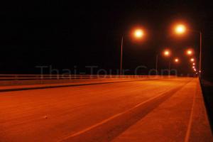 สะพานมิตรภาพน้ำเหืองไทย-ลาว