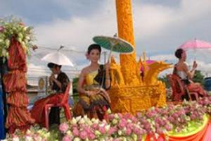 งานประเพณีเข้าพรรษา-จังหวัดร้อยเอ็ด