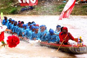 งานประเพณีแข่งขันเรือยาวชิงถ้วยพระราชทานฯ-จังหวัดลพบุรี