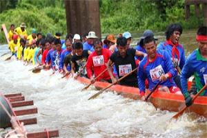 แข่งขันเรือยาวประเพณีชิงถ้วยพระราชทาน-จังหวัดศรีสะเกษ