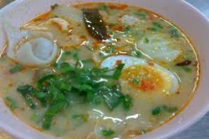 ก๋วยเตี๋ยวปลาเมืองทอง