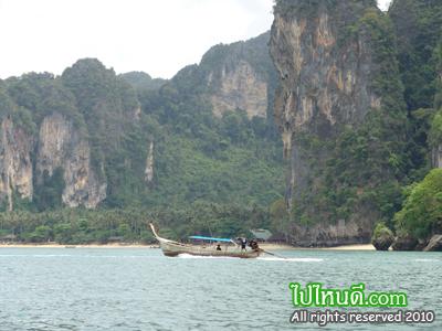 เรือหางยาว ใน ทะเลอ่าวนาง