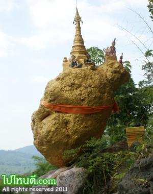 พระธาตุหินกิ่วบนดอยดินจี่